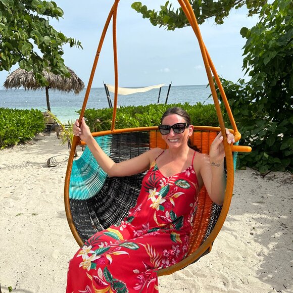 Meet Your Posher, Jenn 🥰 - Picture 6 of 6